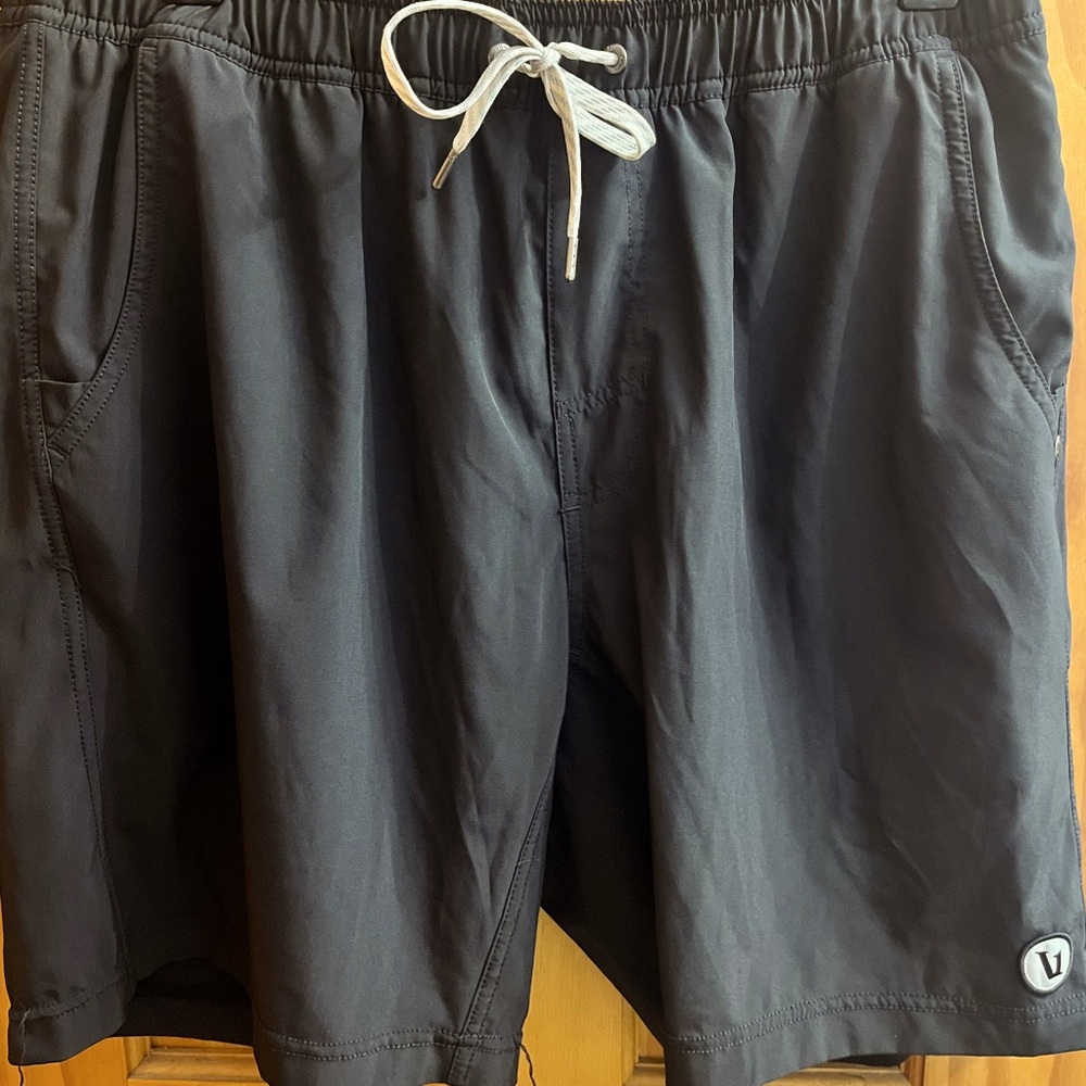 Men’s Vuori Kore Shorts Black